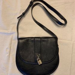 Black JustFab Locket purse