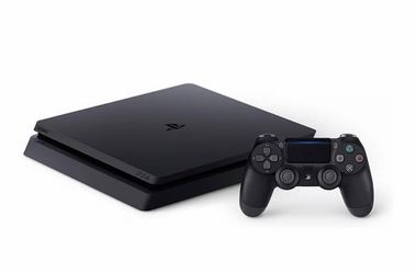 PS4 + 2 controllers with games 200$
