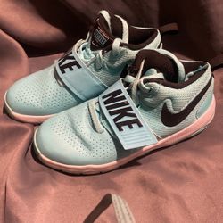 Girls, Nike 2.5 brand new.