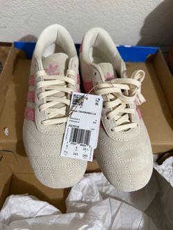 Adidas women shoes