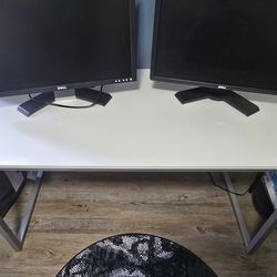 48" White Desk