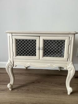 Elegant French country / farmhouse style accent cabinet