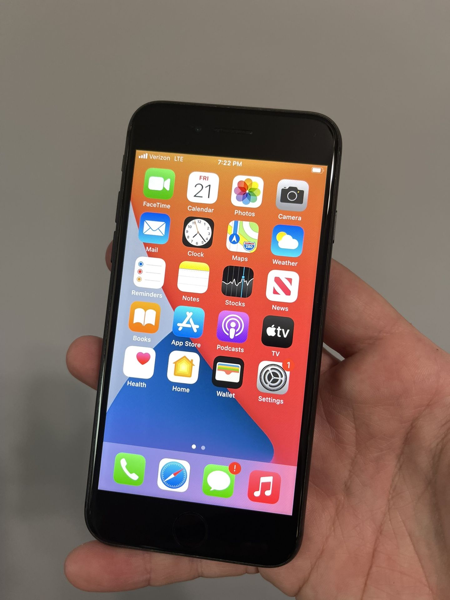 iPhone 8 64GB Unlocked 