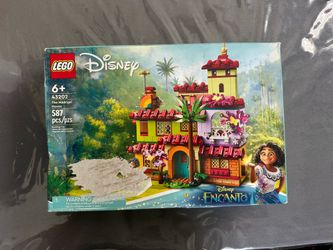 LEGO Disney Encanto The Madrigal House 43202
