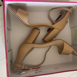 Heels Size 8