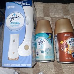 Brand New Glade Automatic Air Freshener And Refills Bundle....