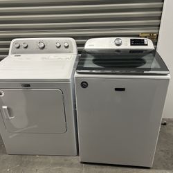 Maytag Electric Washer And Dryer Set