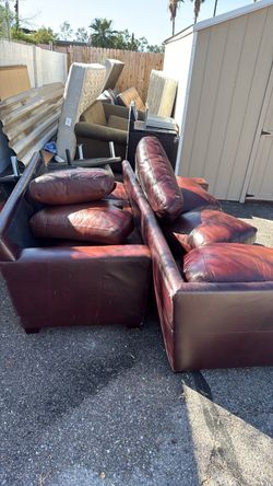 Free leather Couch 550 N Pantano Rd