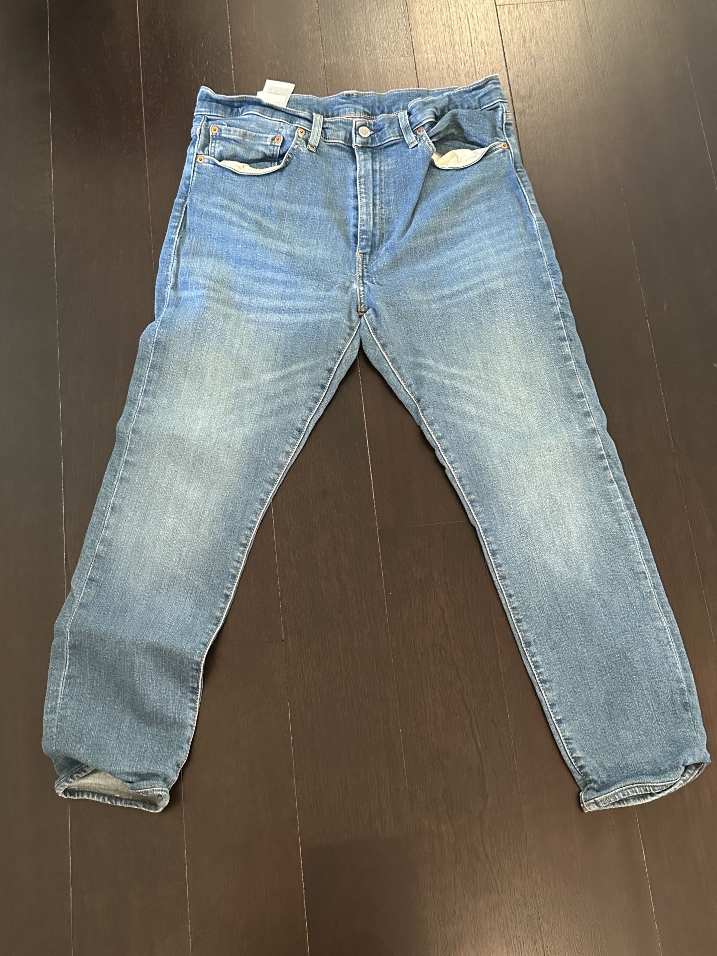 Men’s Levi Jeans