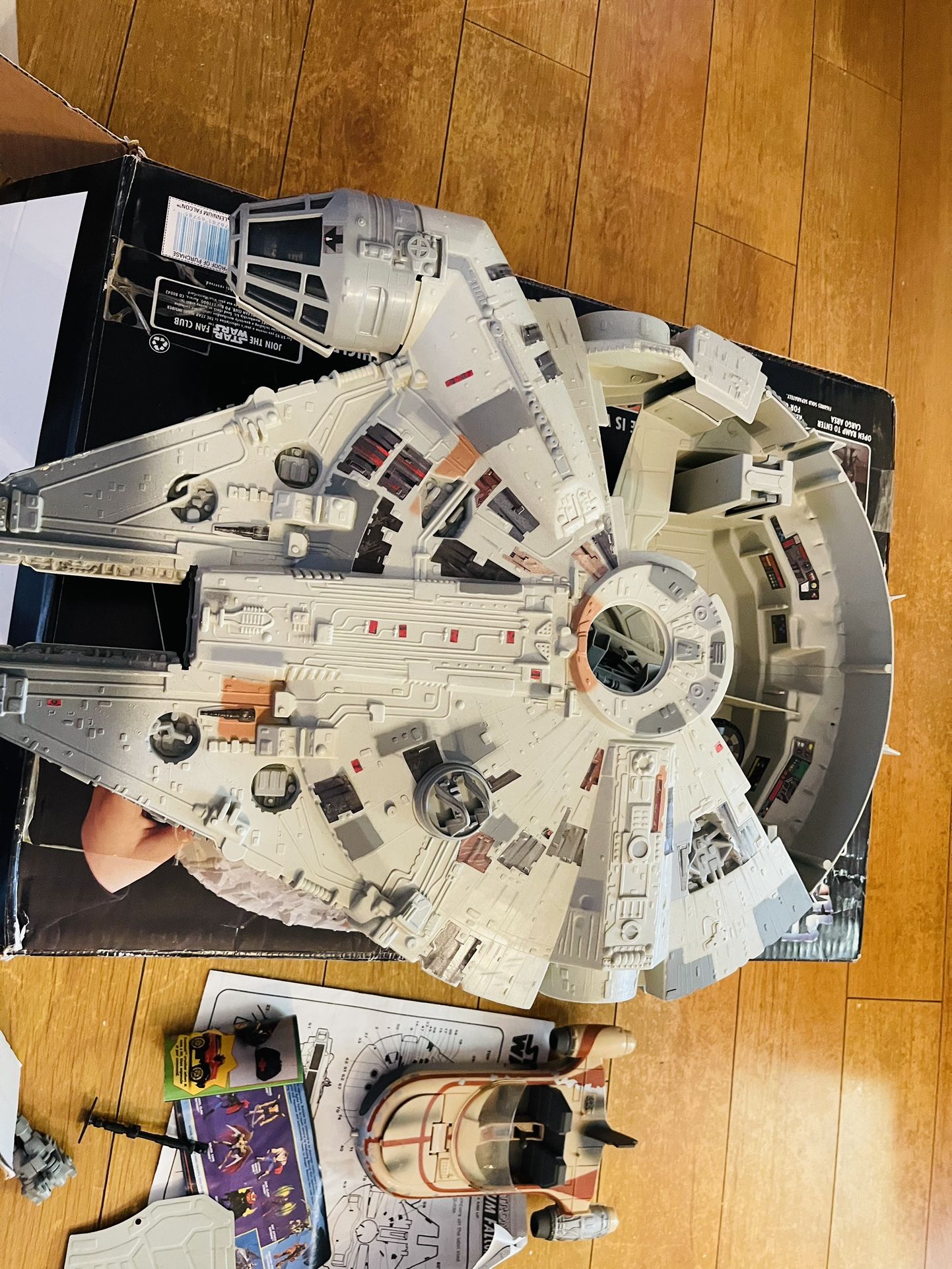 Vintage Stars Wars Millennium Falcon 1995
