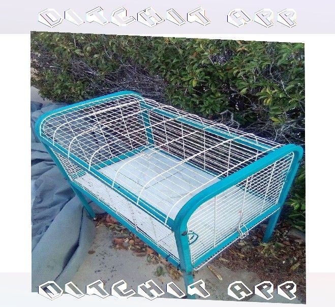 Firm Metal Dog Crates - Stable and Secure trip teach