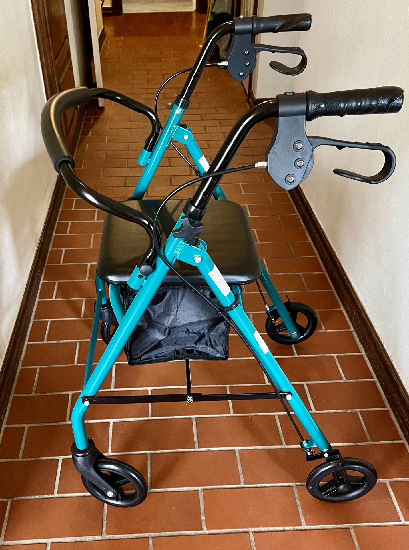 Walker - Brand new / Medline Rollator