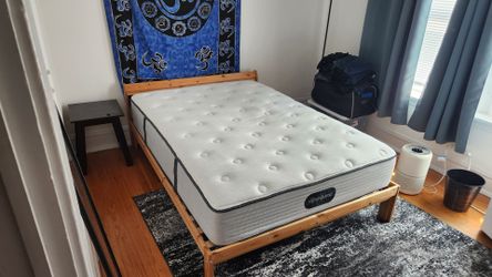 Full Sized Mattress - Beautyrest (PICKUP FRIDAY 7/31)