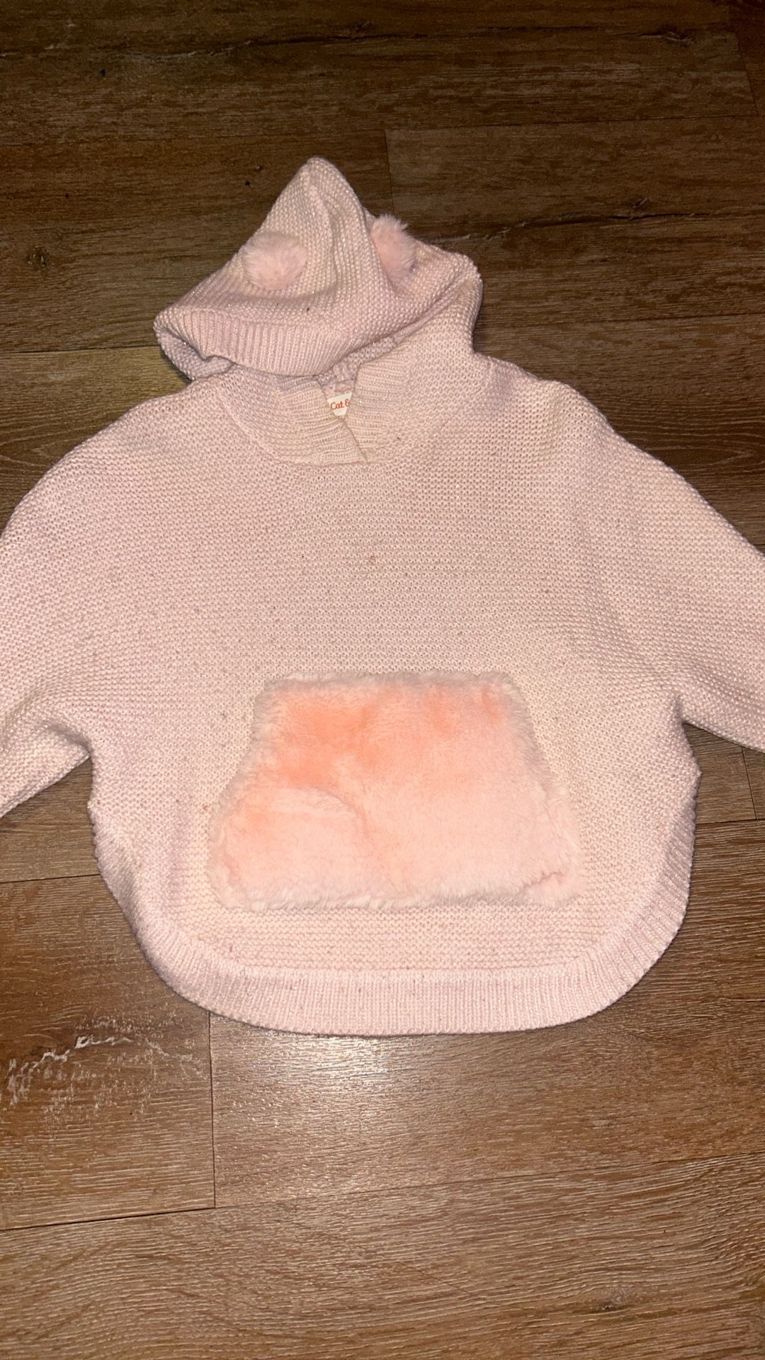 Girls Sweater $5