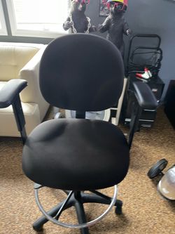 Desk chair/office chair