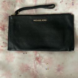 Michael Kors Wrist Wallet 