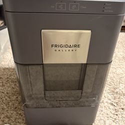 Frigidaire ice maker  