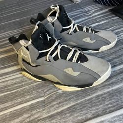 Jordan True Flight Size 11 