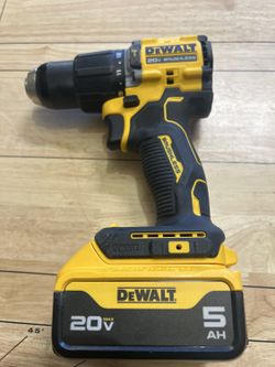 DeWALT ATOMIC 20V MAX Hammer Drill Kit (DCD799P1) - 5.0Ah Battery + Charger - Tested