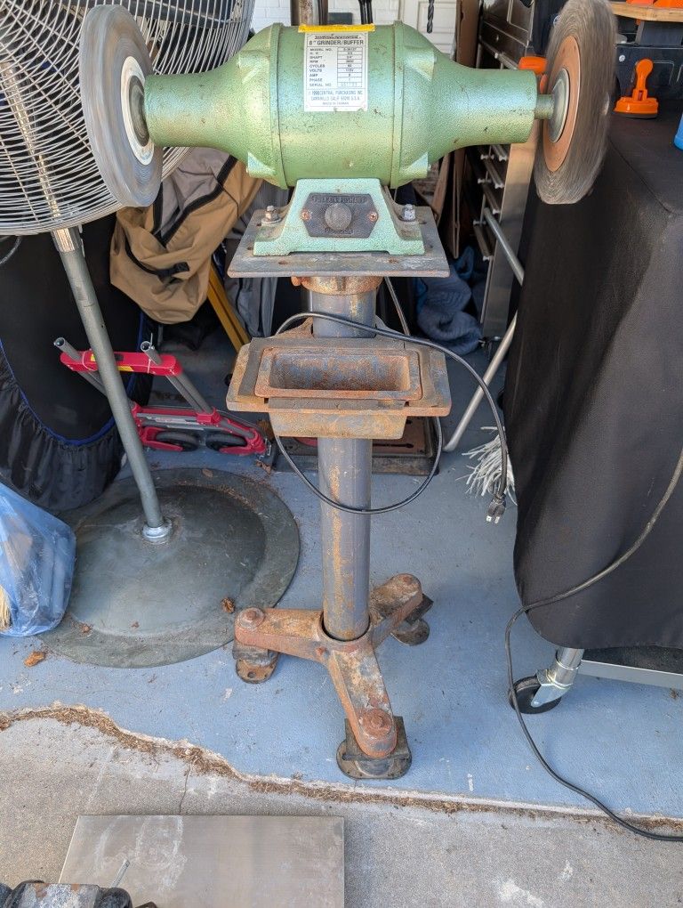 Central Machinery 8 " Grinder