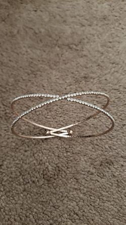 Guess Choker