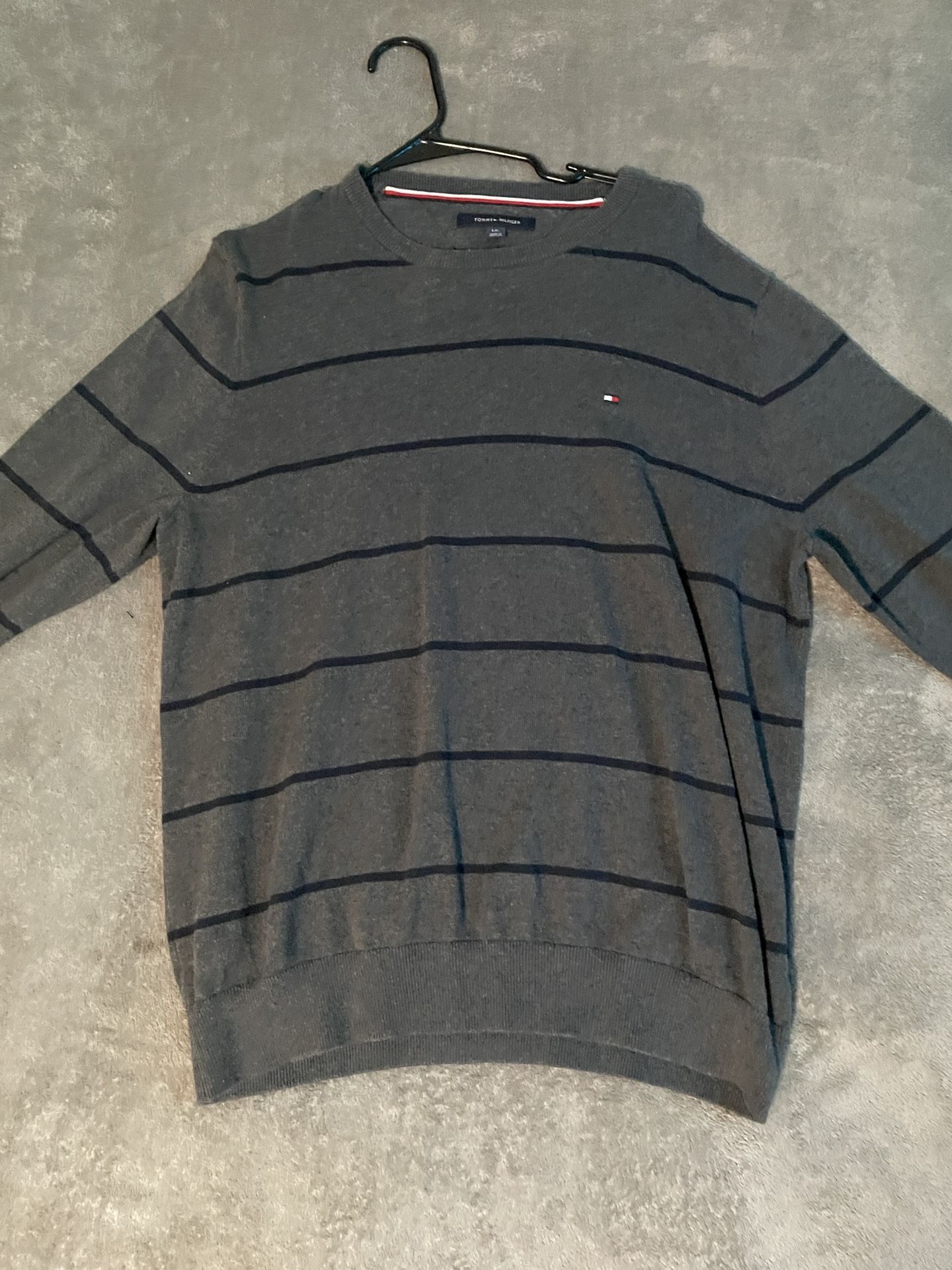 Tommy Hill figure Sweater
