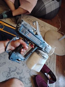 Spay cup gun
