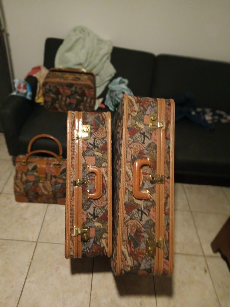 Skylite Vintage Suitcase Combo
