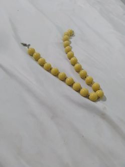 Yellow Pearl necklace