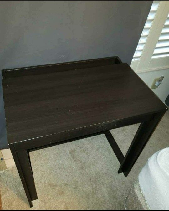 Small Computer Desk