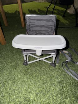 Summer by Bright Starts Pop 'N Sit Portable Booster Chair