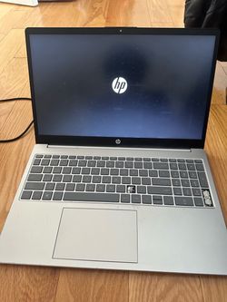HP Laptop 15-inch Silver (LOOK IN THE DESCRIPTION BEFORE OFFERING)