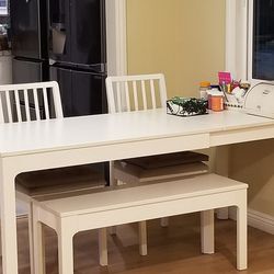 White Extendable Table