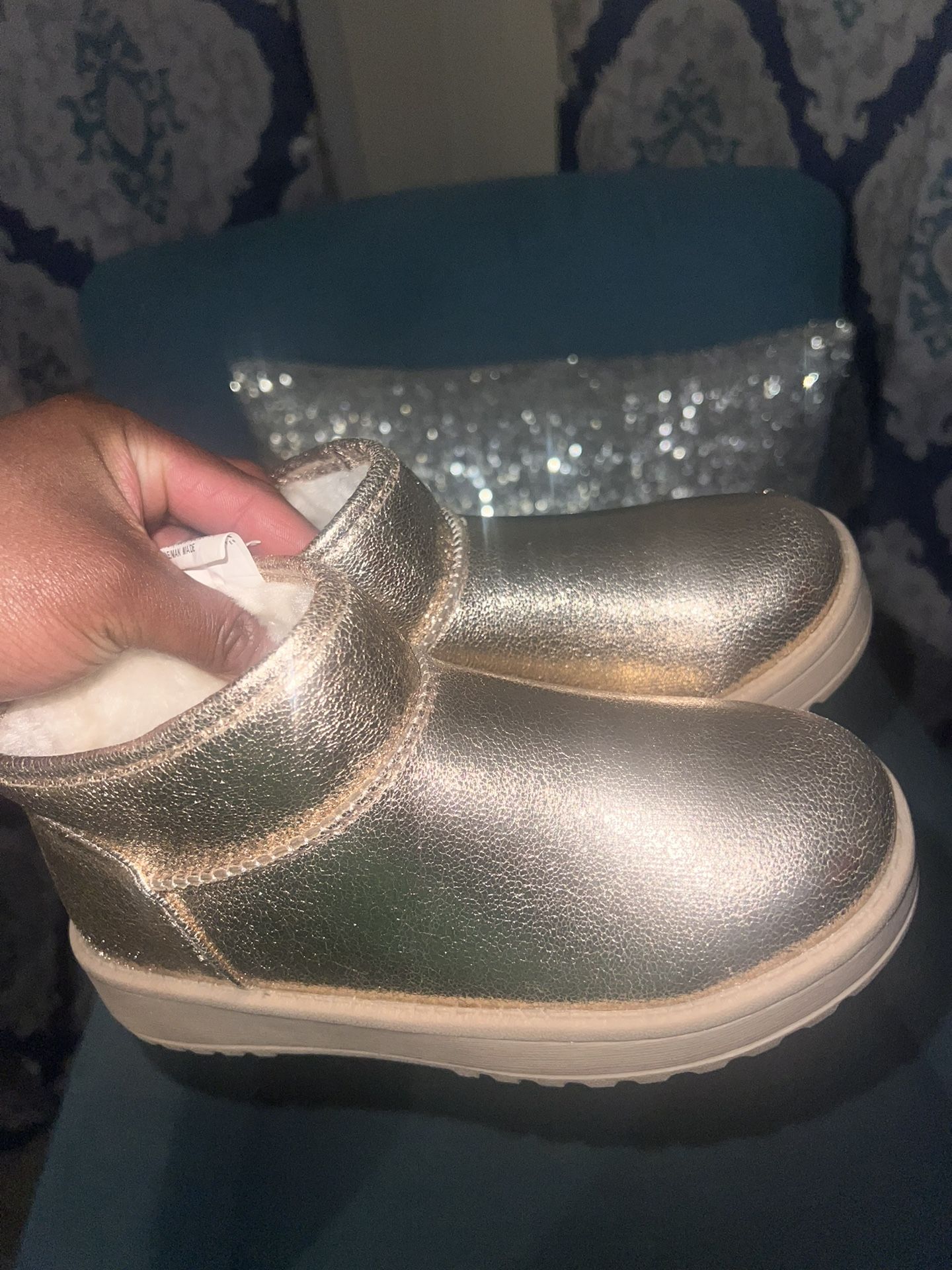 Kids 1Y Golden Shimmer Boots 