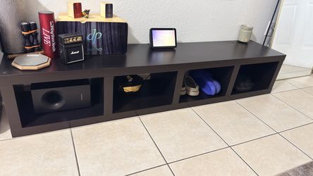 Mesa de TV IKEA 75” x 15”