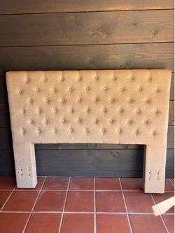 Queen Tufted Fabric HeadBoard