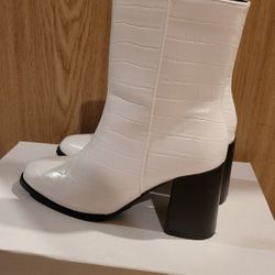 Heel Boots Size 7.5