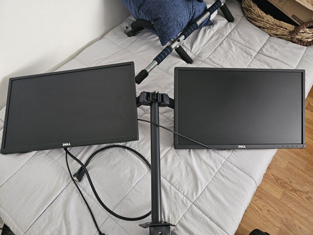 DELL FULL HD MONITORS 23" (SET OF 2 W/MOUNT)