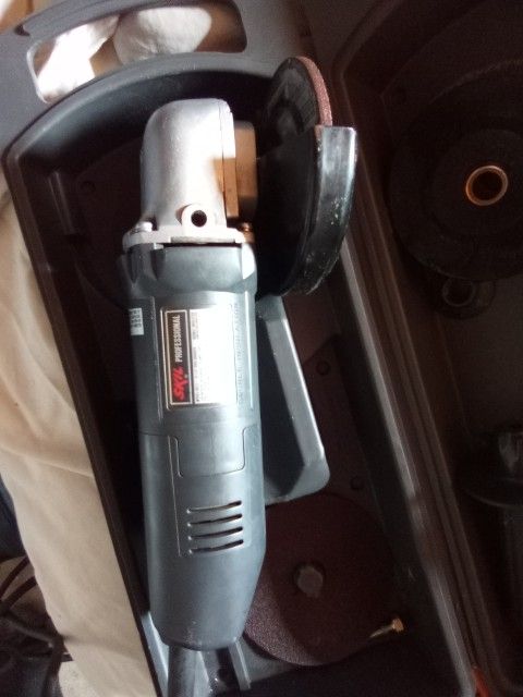 Skil Professional Angle Grinder