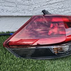 2017–2020 Nissan Rogue Left Outer Tail Light Halogen OEM