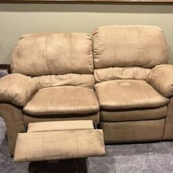 Sofa, Loveseat & 2 Recliners 