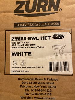 Commercial Toile with Flush Valve (new)