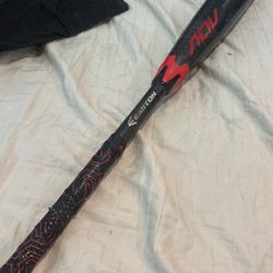 Easton Size 32