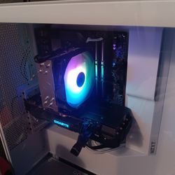Custom PC Builder!