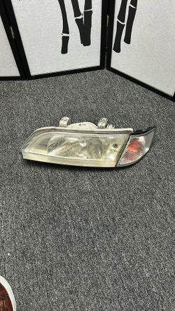 1(contact info removed) Mitsubishi Galant  Left Front Headlight Assembly (contact info removed)0 OEM