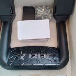 Brand New Side Step