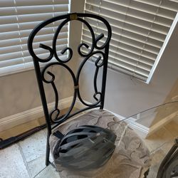 Perfect kitchen table