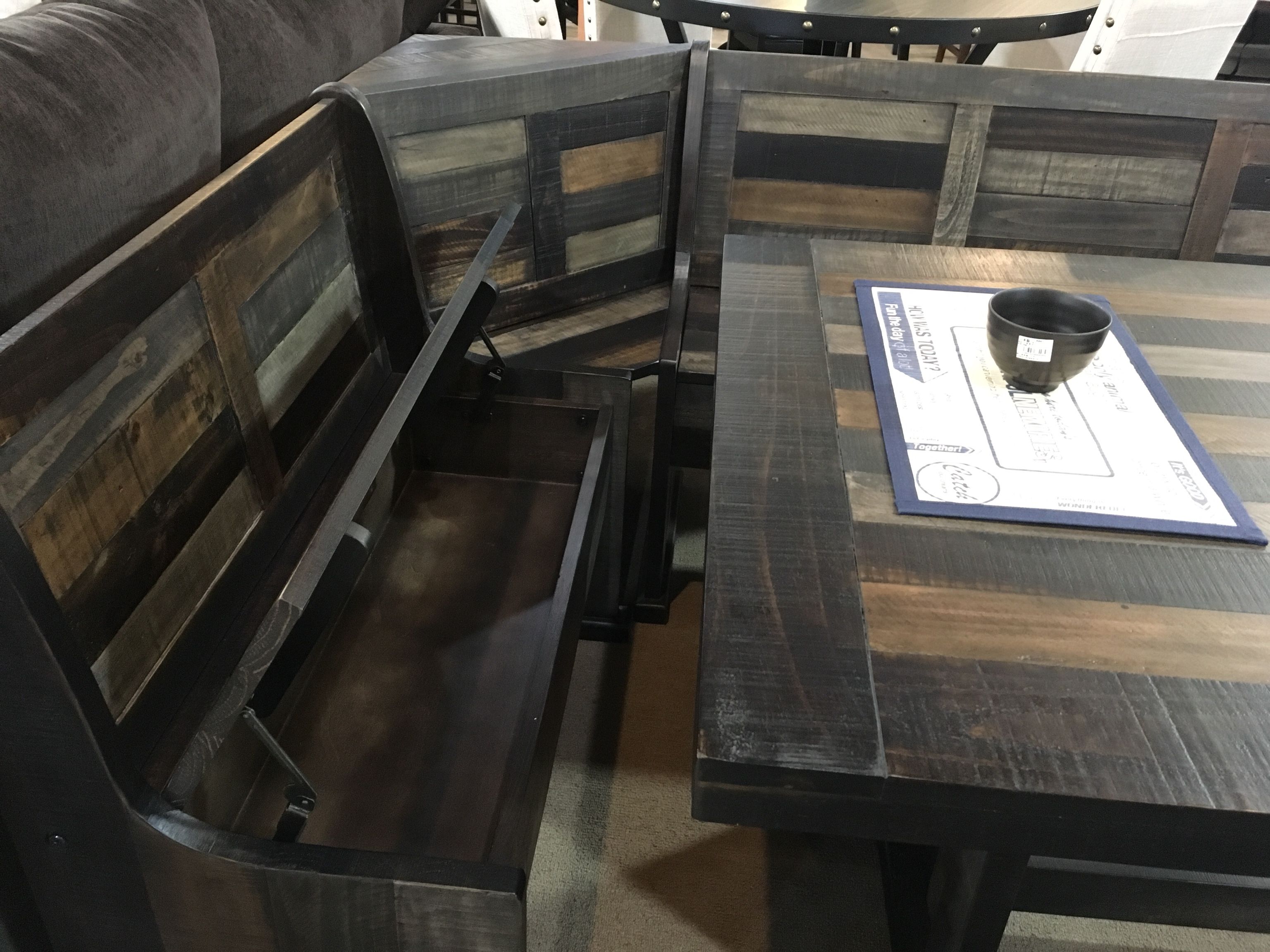 Breakfast Nook - ONLY $1239