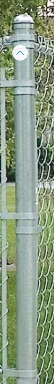 3 pipe metal pole for fence $90 for all 3