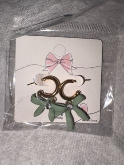 Gold Green Bow Gem Earrings New